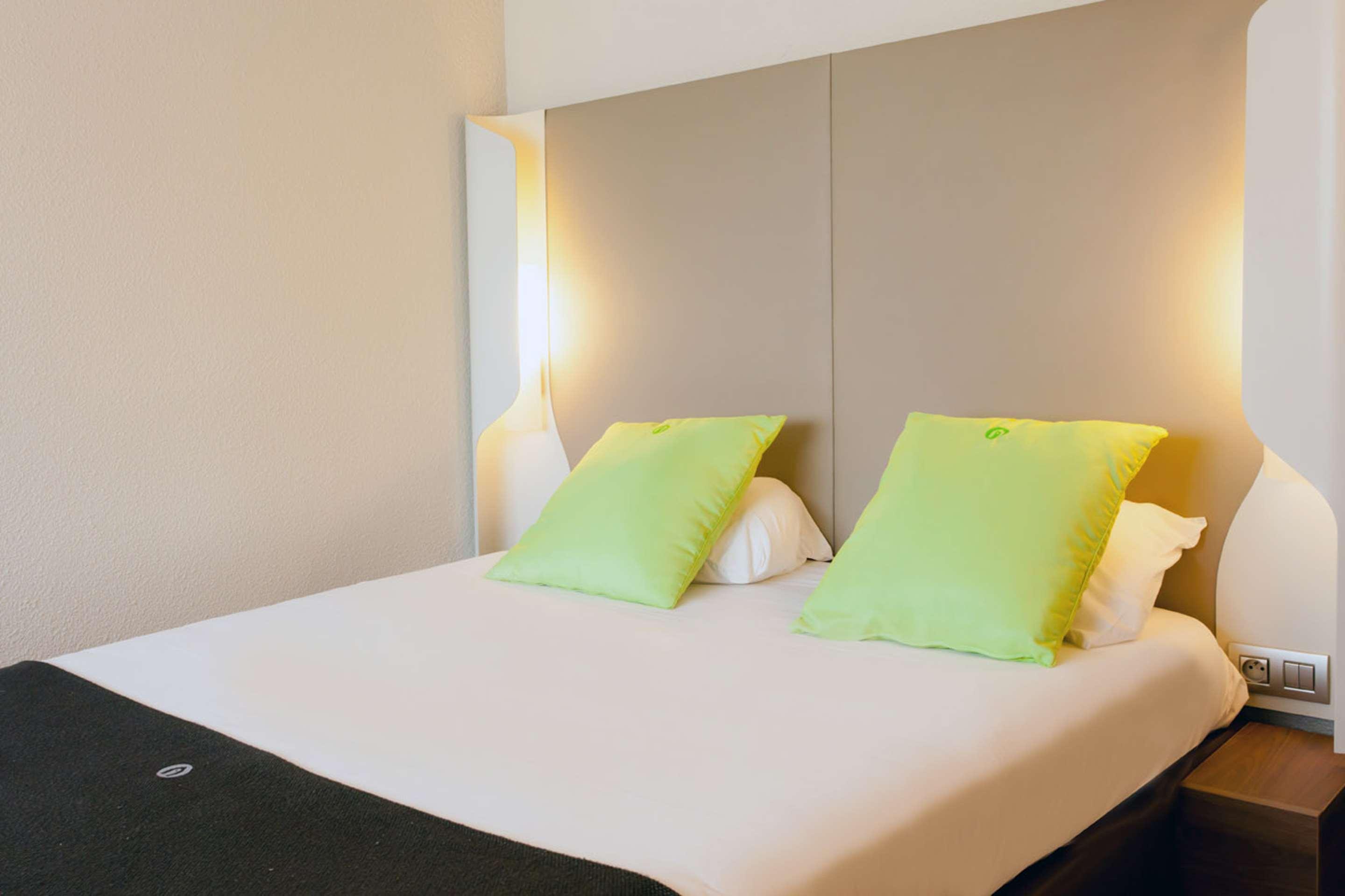 Hotel Campanile Grenoble Sud - Seyssinet Extérieur photo