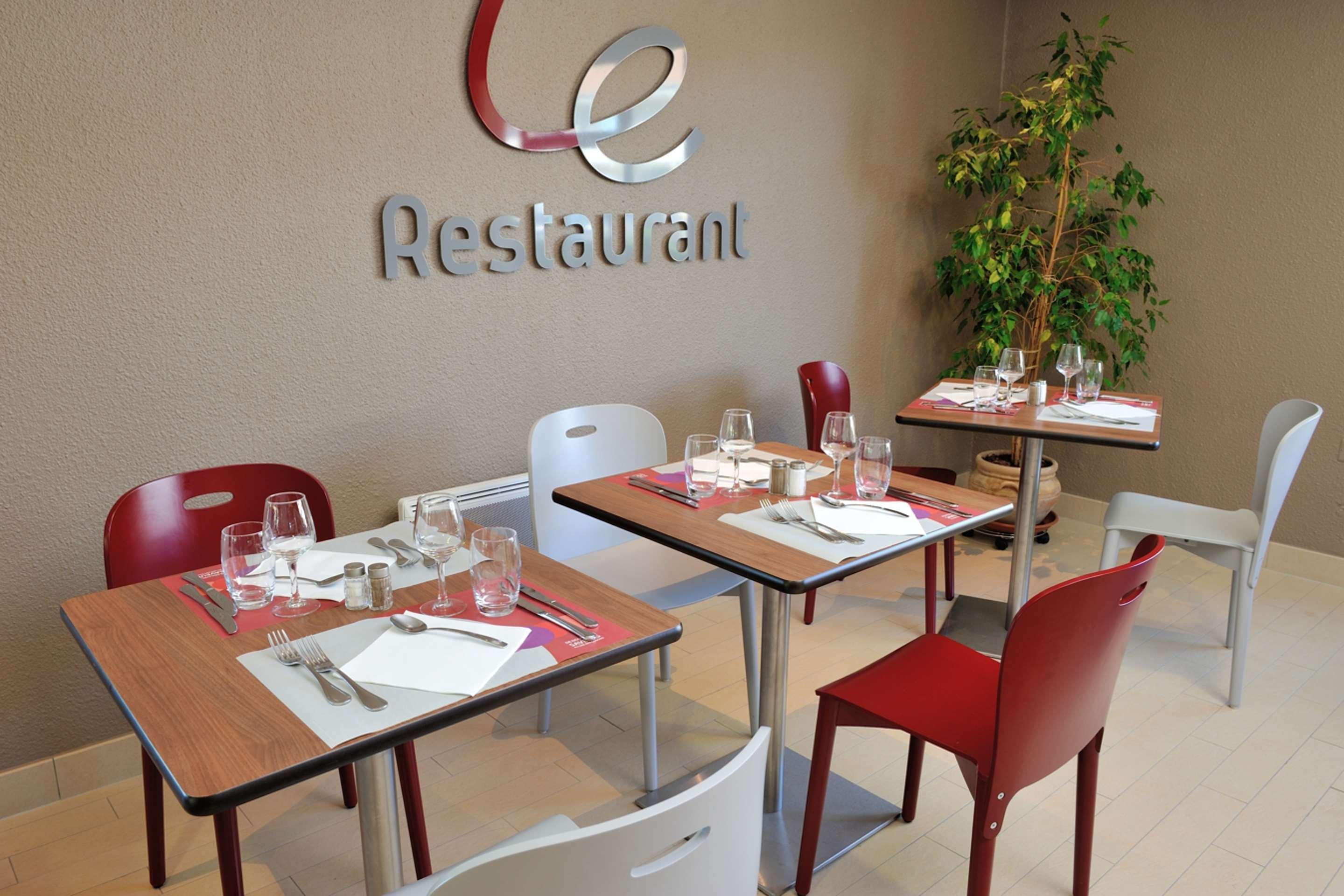 Hotel Campanile Grenoble Sud - Seyssinet Extérieur photo