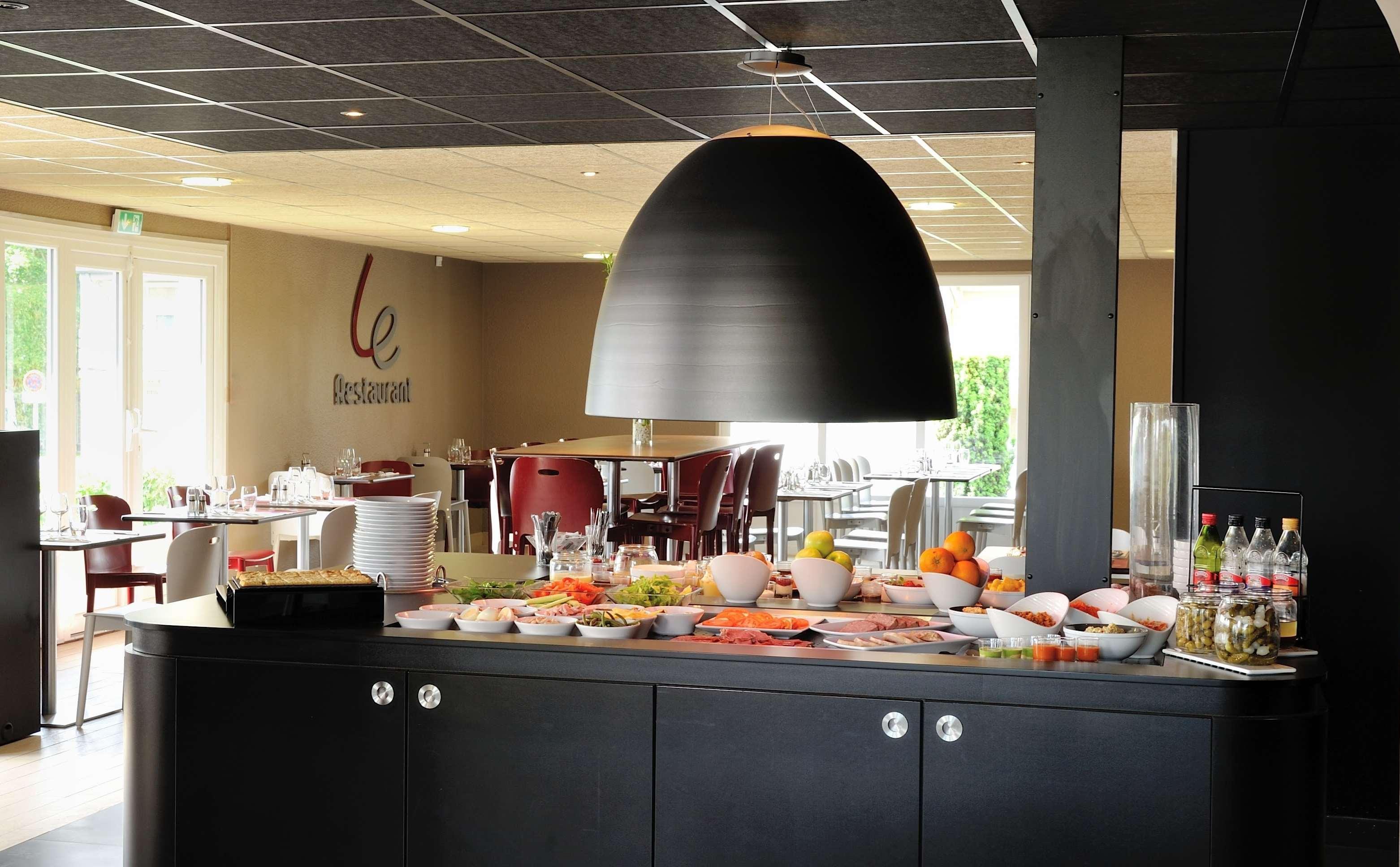Hotel Campanile Grenoble Sud - Seyssinet Extérieur photo