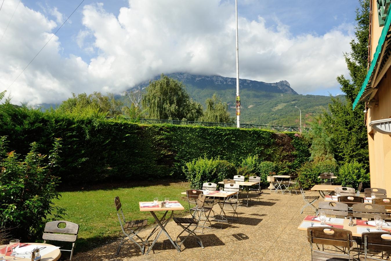 Hotel Campanile Grenoble Sud - Seyssinet Extérieur photo
